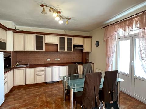 квартира по адресу Раисы Окипной ул., 8