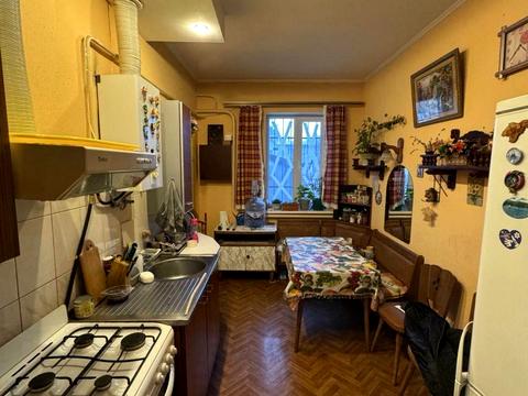 дом по адресу центральна