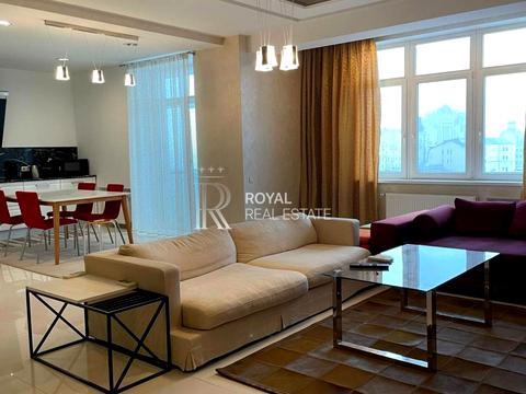 квартира по адресу Круглоуниверситетская ул., 3-5