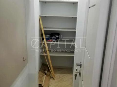 комерційна за адресою Щекавицька вул., 53