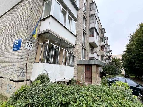квартира по адресу Максимовича ул., 7б