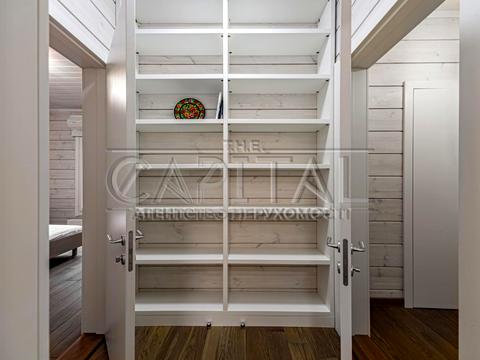 будинок за адресою Кошового Олега пров.