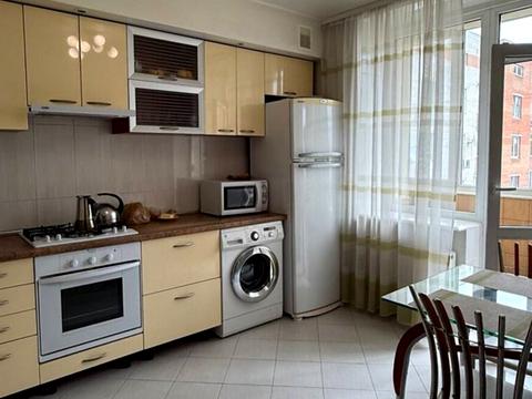 квартира за адресою Наукова вул., 49