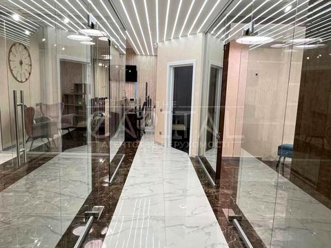 комерційна за адресою Андрія Верхогляда вул. (Михайла Драгомирова), 16-Б