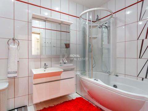 квартира за адресою Кропивницького вул., 8