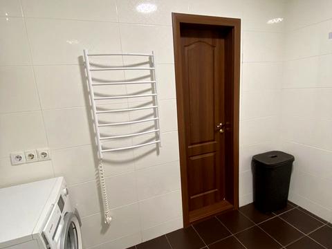 квартира за адресою Софії Русової вул., 1