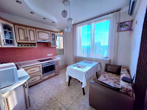 квартира по адресу Олены Пчилки ул., 2