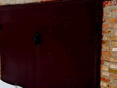 комерційна за адресою Остромирська вул., 49