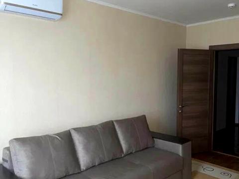 квартира за адресою Ревуцького вул., 54