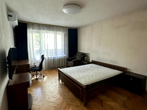 квартира за адресою Олександра Кониського вул., 74-Б