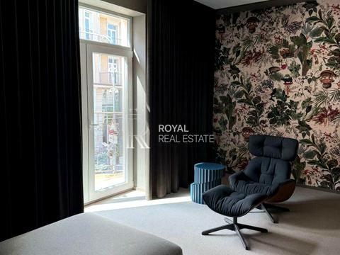 комерційна за адресою Новоселицька вул., 7