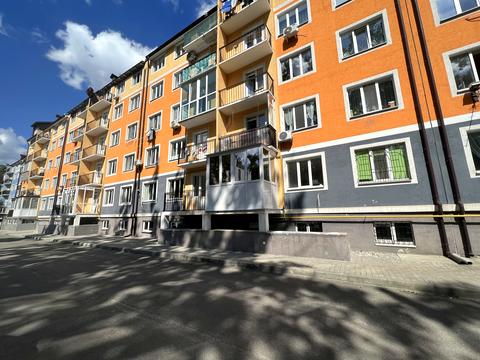 комерційна за адресою Білокур вул. (Курська), 1а