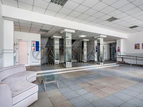 комерційна за адресою Василя Макуха вул. (Івана Шевцова), 1
