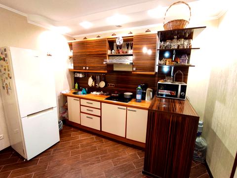 квартира по адресу Драгоманова ул., 12-А