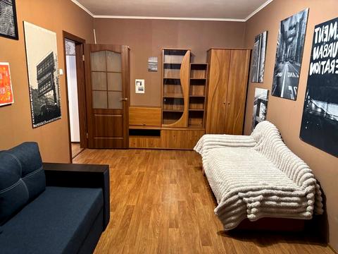 квартира за адресою Софії Русової вул., 3