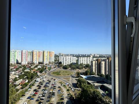 квартира за адресою Андрія Аболмасова вул. (Панельна), 4