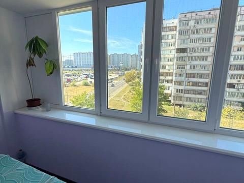 квартира за адресою Лариси Руденко вул., 10-Б