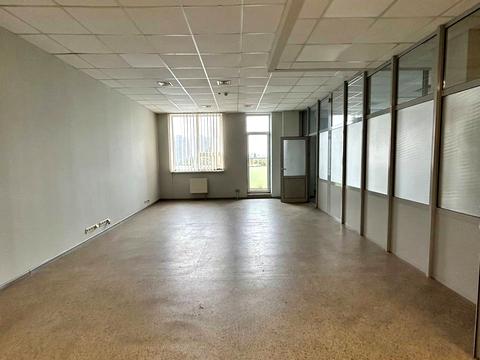комерційна за адресою Автозаводська вул., 54