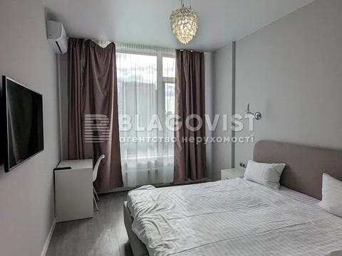 квартира за адресою Джона Маккейна вул. (Івана Кудрі), 7