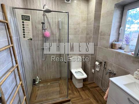 будинок за адресою Набережна