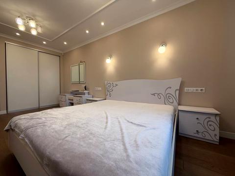 квартира за адресою Дмитрівська вул., 75