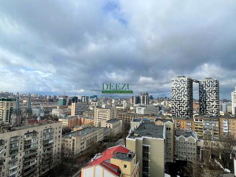 квартира за адресою Лабораторна вул., 8