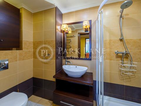 квартира за адресою Азербайджанська вул. (Бакинських Комісарів), 16/4