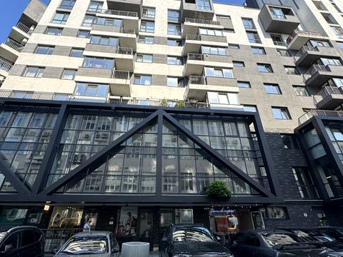 комерційна за адресою Героїв УПА вул., 73