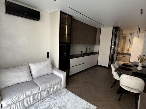 квартира за адресою Дніпровська набережна вул., 15-К