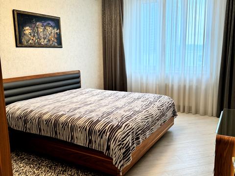квартира за адресою Дніпровська набережна вул., 14-Б