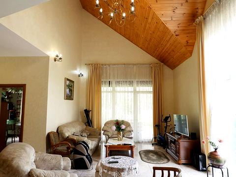 будинок за адресою 1 Травня вул.