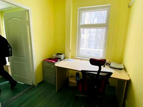 комерційна за адресою Паньківська вул., 6б