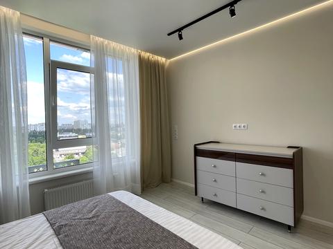 квартира за адресою Любомира Гузара просп. (Космонавта Комарова), 9б