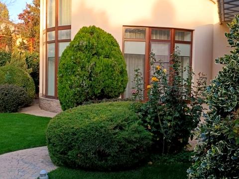 будинок за адресою Дачна вул., 8а