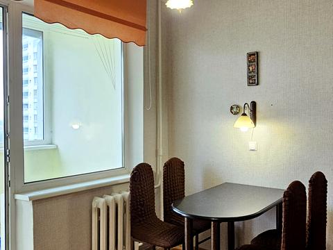 квартира за адресою Милославська вул., 32/51а