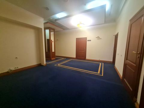 комерційна за адресою Новокостянтинівська вул., 13