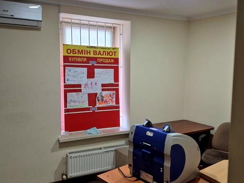 комерційна за адресою Кінна вул., 19