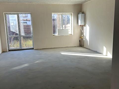 будинок за адресою патріотів