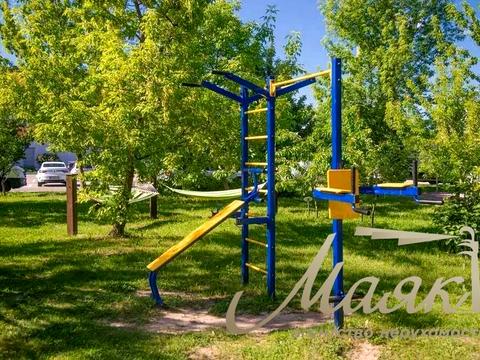 коммерческая по адресу Героїв Космосу ул., 4