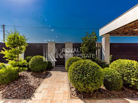 дом по адресу Горіхова, 15