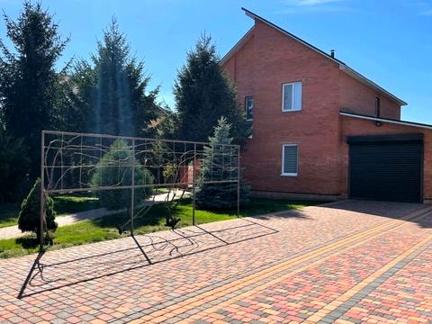 будинок за адресою Грушевського вул.