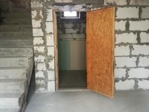 будинок за адресою с. Вишеньки, Садова вул.