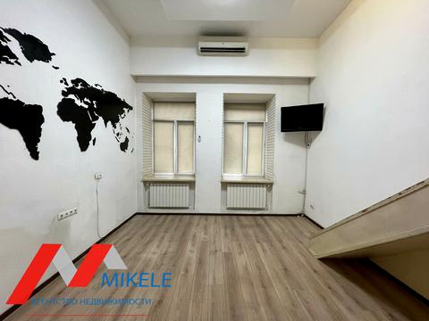 комерційна за адресою Велика Васильківська вул. (Червоноармійська), 23-В