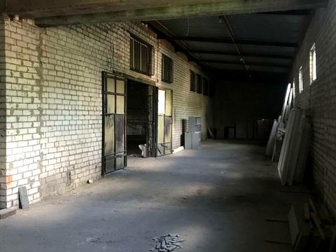 комерційна за адресою Березинська вул., 70