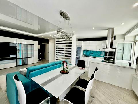 квартира за адресою Лазурна вул., 5