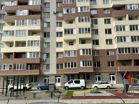 коммерческая по адресу Угорская ул., 14и