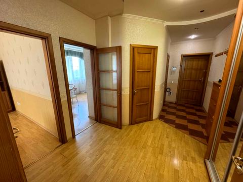 квартира за адресою Миколи Бажана просп., 12