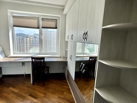 квартира за адресою Дніпровська набережна вул., 19-В