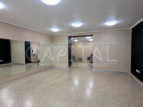 комерційна за адресою Оболонська набережна вул., 7