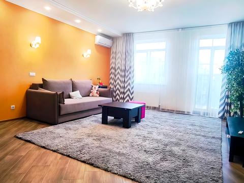 квартира за адресою Дмитра Луценка вул. (Крейсера "Аврора"), 6